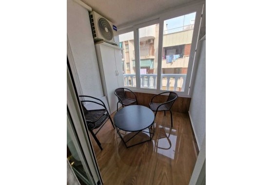 Venta - Apartamento / Piso -
Torrevieja - Costa Blanca