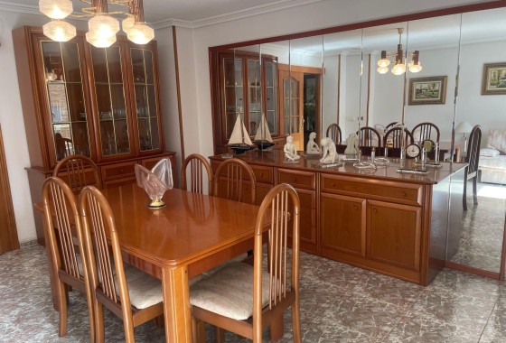 Herverkoop - Appartement / Flat -
Torrevieja - Center
