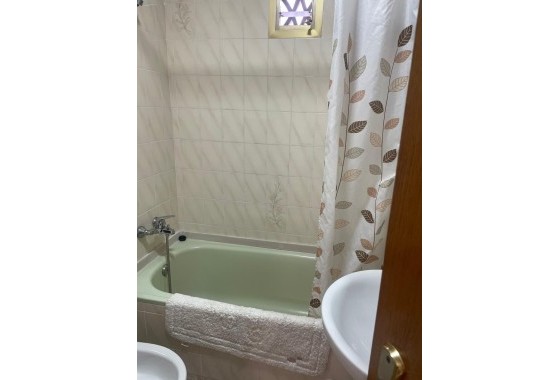 Herverkoop - Appartement / Flat -
Torrevieja - Center