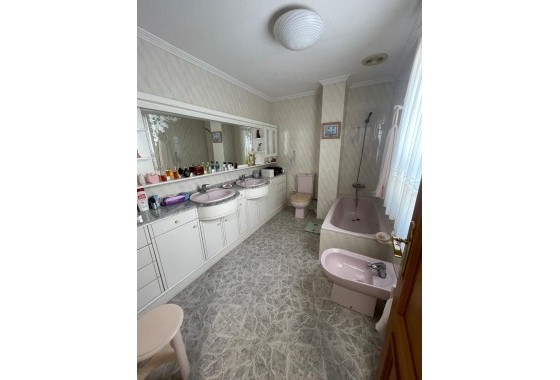 Herverkoop - Appartement / Flat -
Torrevieja - Center