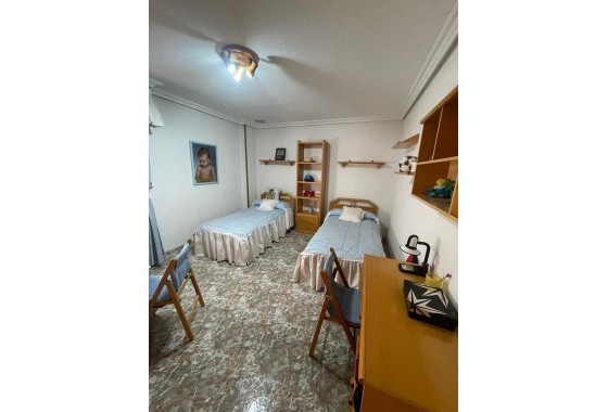 Herverkoop - Appartement / Flat -
Torrevieja - Center
