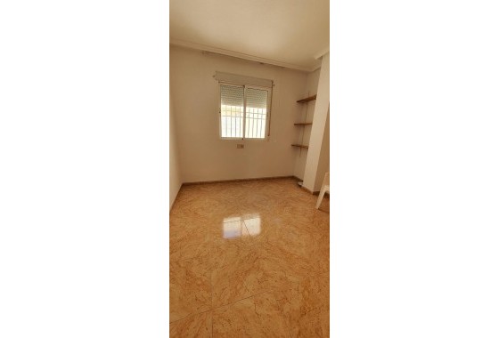 Venta - Apartamento / Piso -
Torrevieja - Center