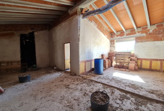 Venta - Casa de pueblo -
Pinoso - Inland