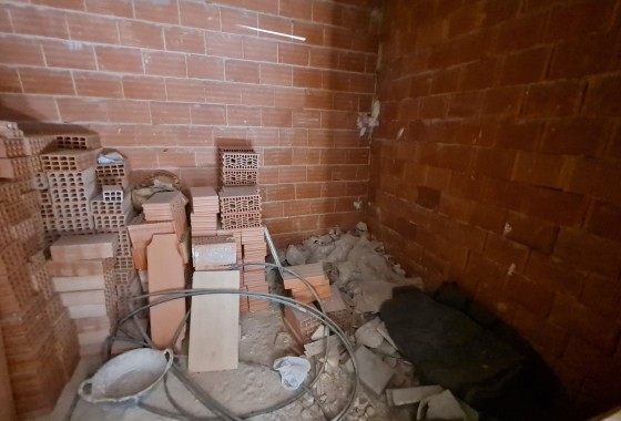 Venta - Casa de pueblo -
Pinoso - Inland