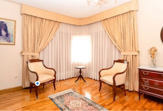 Resale - Stadthaus -
Jumilla - Inland