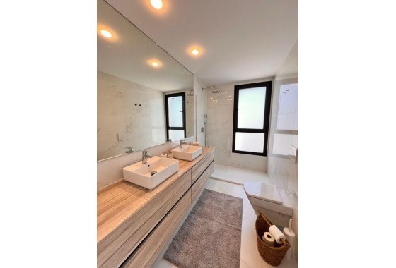Herverkoop - Appartement / Flat -
Benidorm - Playa de Poniente