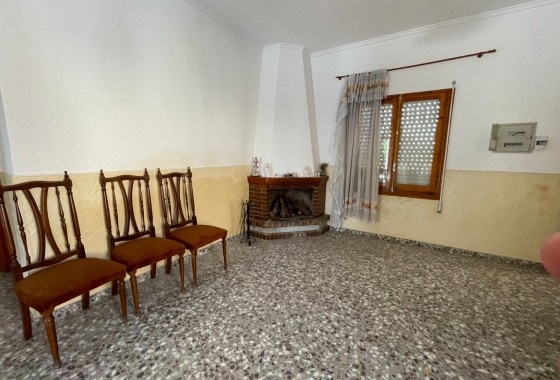 Sale - Detached Villa -
Redován - Inland
