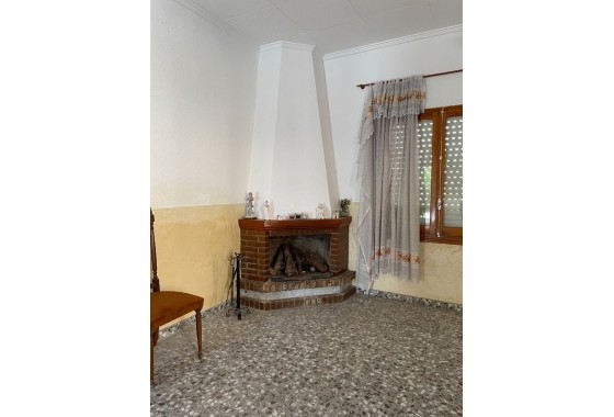 Sale - Detached Villa -
Redován - Inland