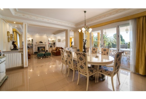 Revente - Villa Individuelle -
Yecla - Inland
