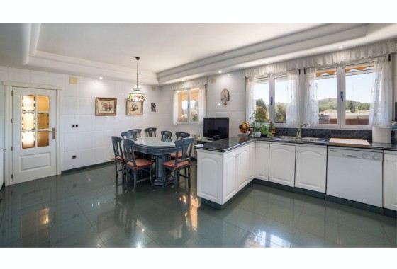 Revente - Villa Individuelle -
Yecla - Inland