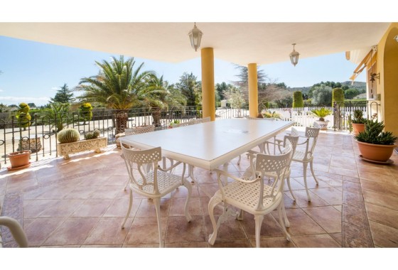 Revente - Villa Individuelle -
Yecla - Inland