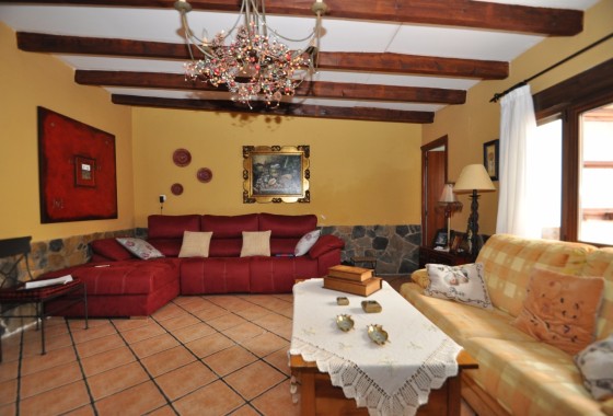 Sale - Town house -
Chinorlet - Inland