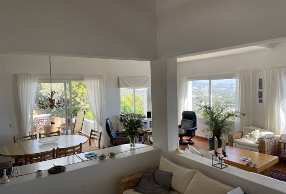 Herverkoop - Vrijstaande Villa -
Calpe - Costa Blanca