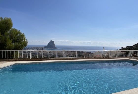 Herverkoop - Vrijstaande Villa -
Calpe - Costa Blanca