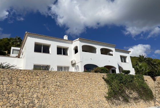 Herverkoop - Vrijstaande Villa -
Calpe - Costa Blanca
