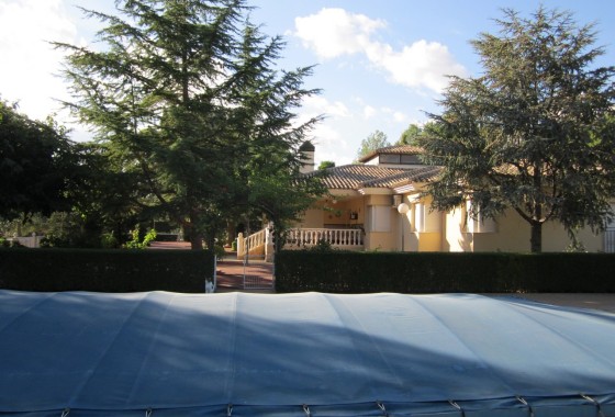 Sprzedaż - Willa wolnostojąca -
Yecla - Inland