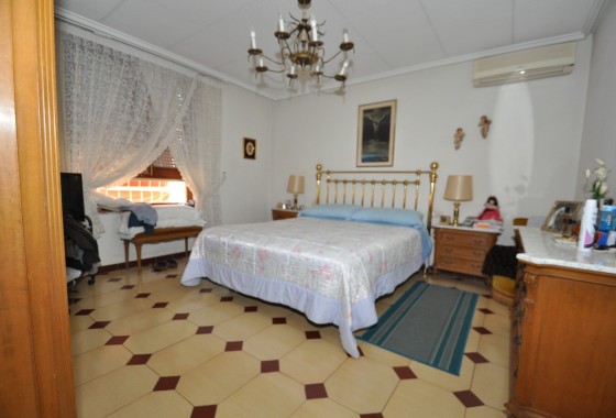Sprzedaż - Dom miejski -
Petrer - Inland