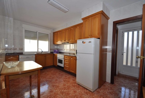 Revente - Maison de ville -
Ibi - Costa Blanca