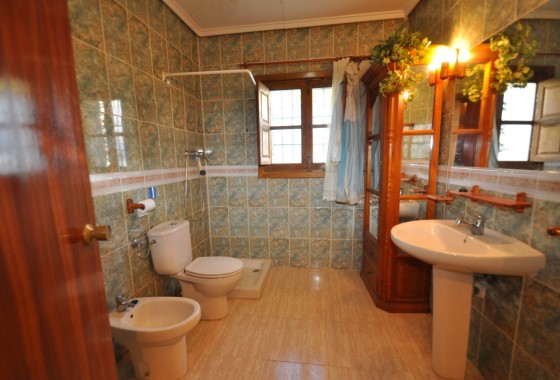Revente - Villa Individuelle -
Fortuna - Inland