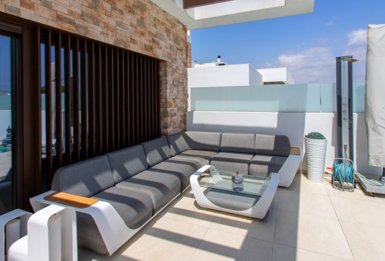 Venta - Chalet Independiente -
Rojales