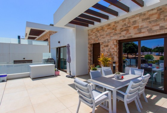 Venta - Chalet Independiente -
Rojales