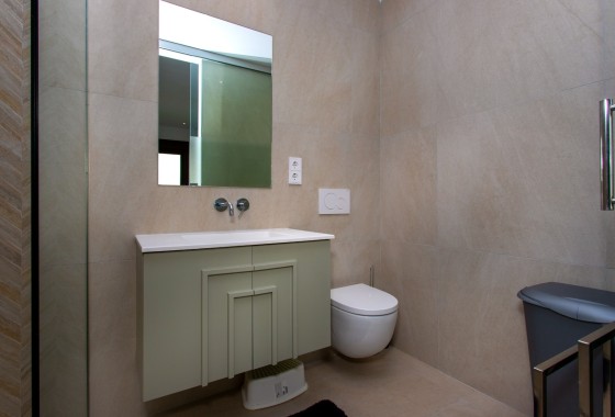 Venta - Chalet Independiente -
Rojales