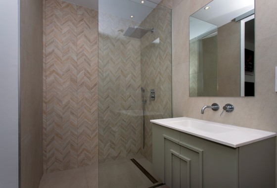 Venta - Chalet Independiente -
Rojales