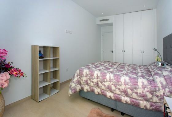 Venta - Chalet Independiente -
Rojales