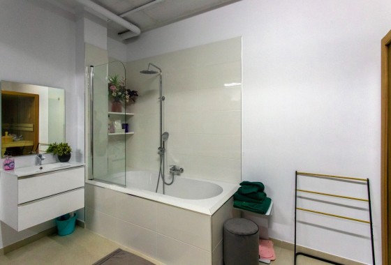 Venta - Chalet Independiente -
Rojales