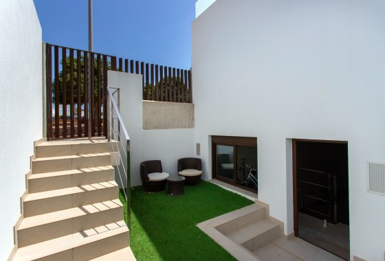 Venta - Chalet Independiente -
Rojales