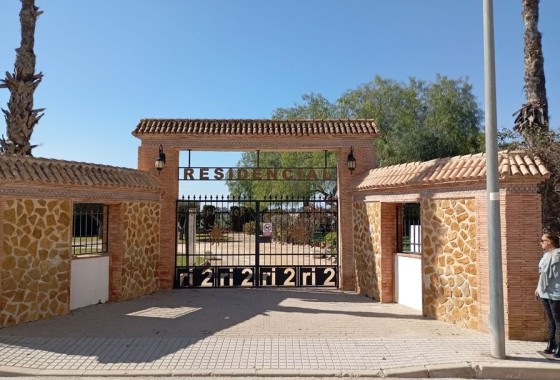 Revente - Maison de ville -
Catral