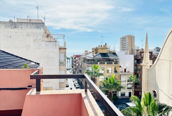 Venta - Apartamento / Piso -
Torrevieja - Center