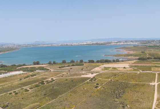 Sprzedaż - Apartament / Mieszkanie -
Torrevieja - La Mata