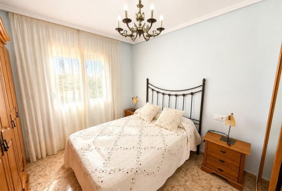 Sprzedaż - Apartament / Mieszkanie -
Torrevieja - Nueva Torrevieja