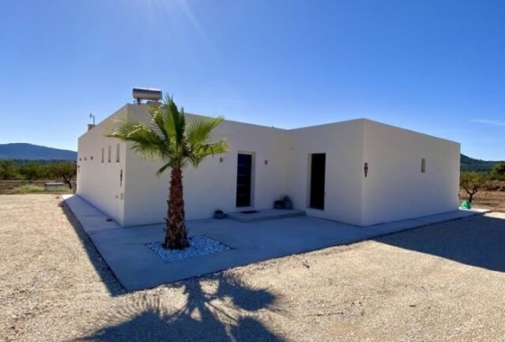 Resale - Detached Villa -
Hondón de las Nieves