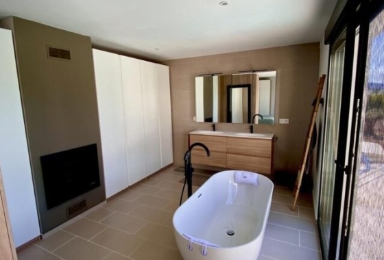 Resale - Detached Villa -
Hondón de las Nieves
