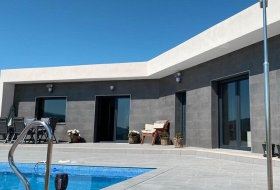 Revente - Villa Individuelle -
Hondón de las Nieves