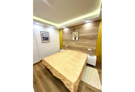 Herverkoop - Appartement / Flat -
Torrevieja - Centro - Muelle Pesquero
