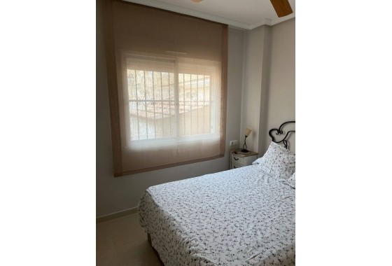 Venta - Apartamento / Piso -
Los Alcazares