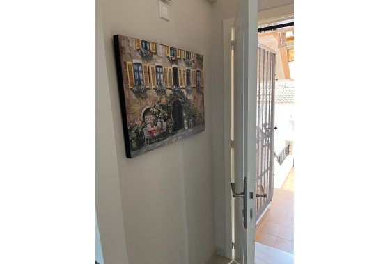 Venta - Apartamento / Piso -
Los Alcazares