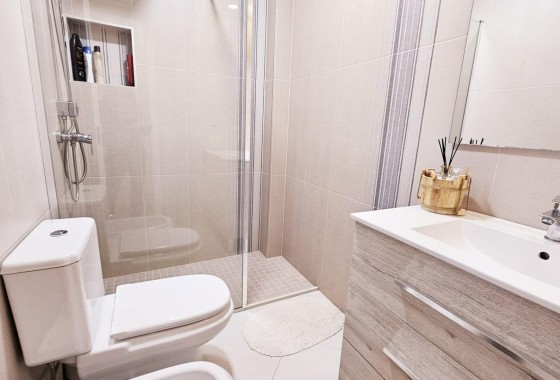Resale - Stadthaus -
Torrevieja - La Siesta