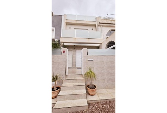 Resale - Stadthaus -
Torrevieja - La Siesta
