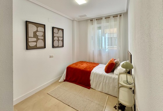 Herverkoop - Appartement / Flat -
Torrevieja - Parque de las Naciones