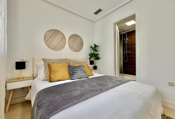 Herverkoop - Appartement / Flat -
Torrevieja - Parque de las Naciones