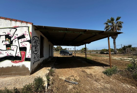 Resale - Grundstück / Land -
San Miguel de Salinas - San Miguel Salinas