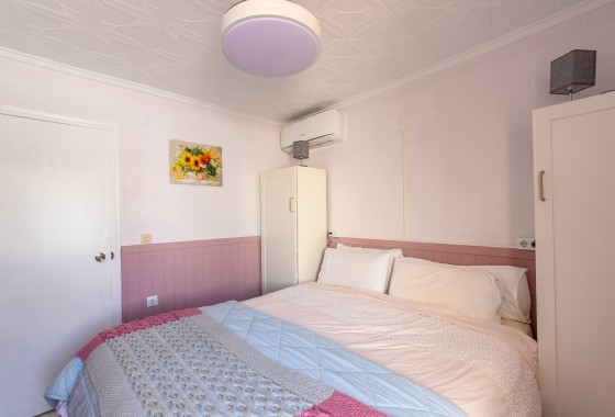 Herverkoop - Appartement / Flat -
Torrevieja - Torretas