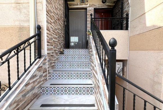Herverkoop - Appartement / Flat -
Torrevieja - Aguas Nuevas