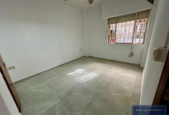 Herverkoop - Appartement / Flat -
Torrevieja - Center