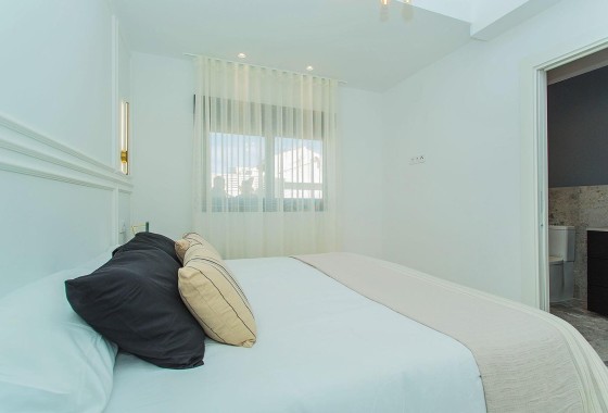 Herverkoop - Stadswoning -
Torrevieja - La Siesta
