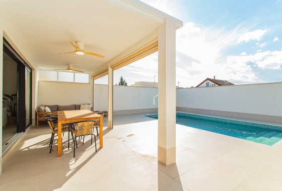 Herverkoop - Stadswoning -
Torrevieja - La Siesta
